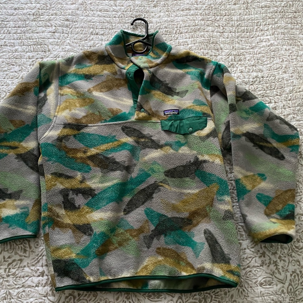 Patagonia pull over